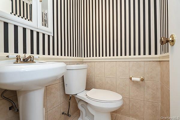 603 Blue Ridge Drive, Medford, NY 11763