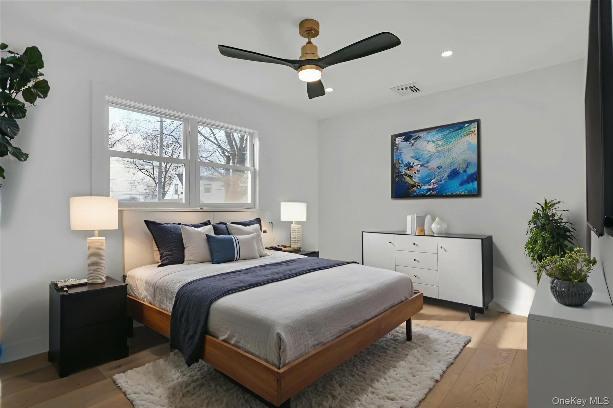 243 Lido Parkway, Lindenhurst, NY 11757