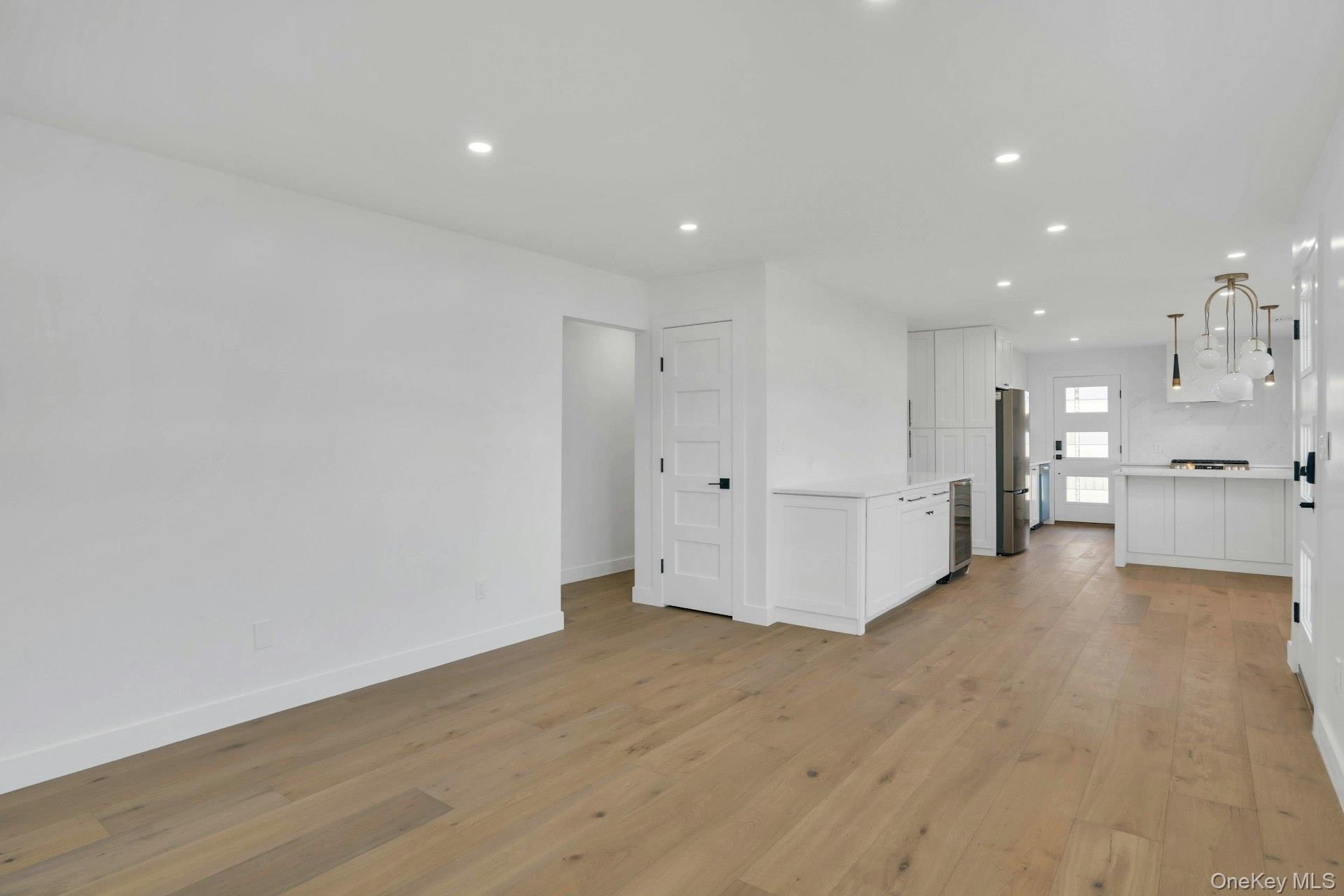 243 Lido Parkway, Lindenhurst, NY 11757