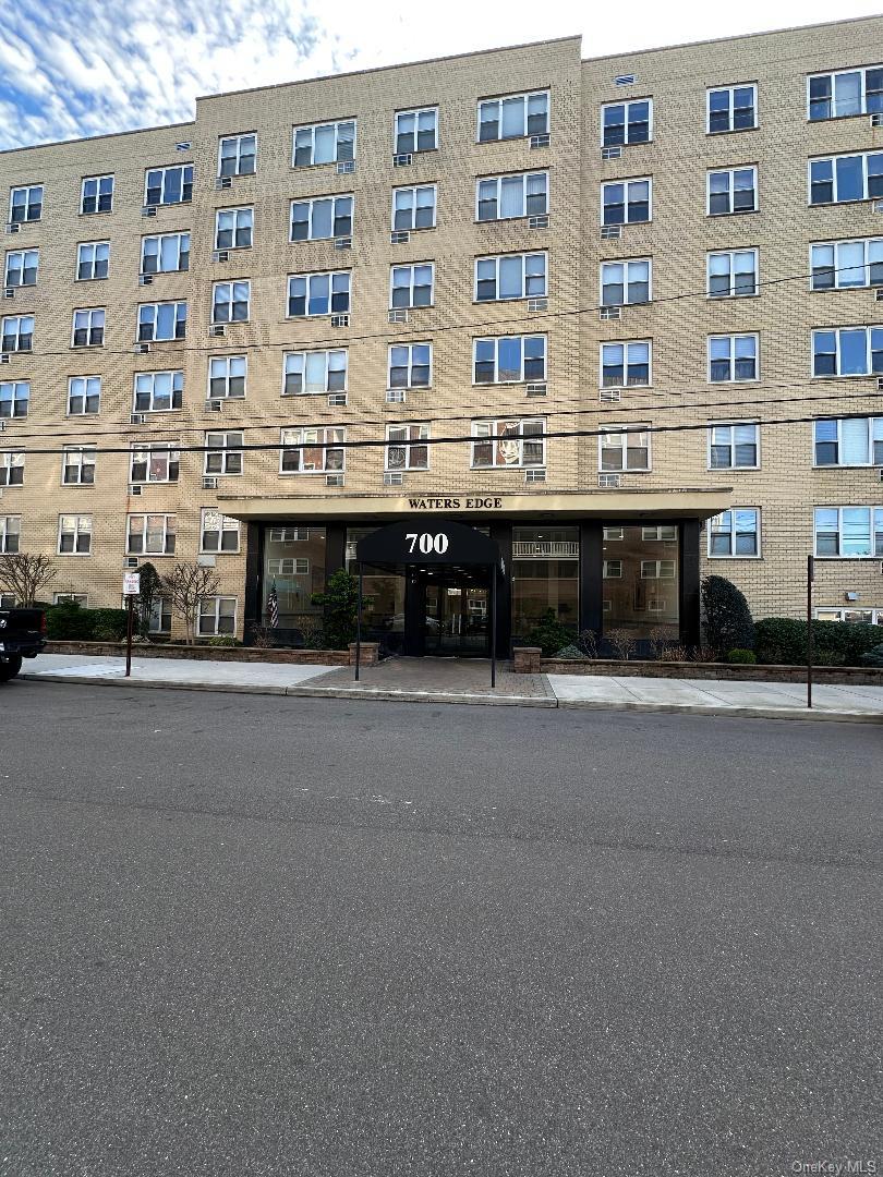 550 Shore Road # 6EE, Long Beach, NY 11561