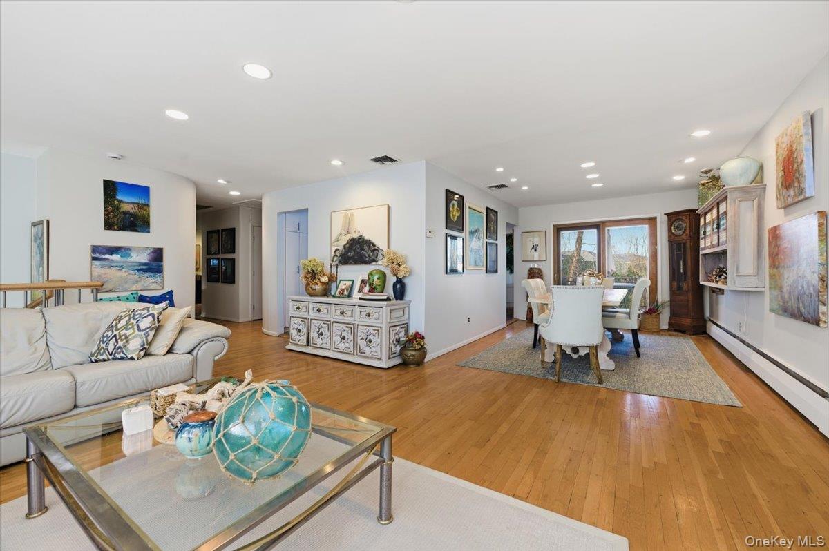 31 Regent Drive, Lido Beach, NY 11561