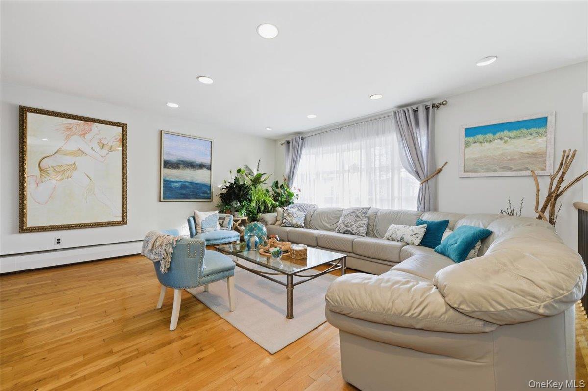 31 Regent Drive, Lido Beach, NY 11561