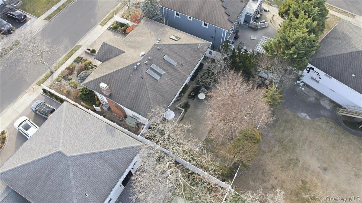 31 Regent Drive, Lido Beach, NY 11561