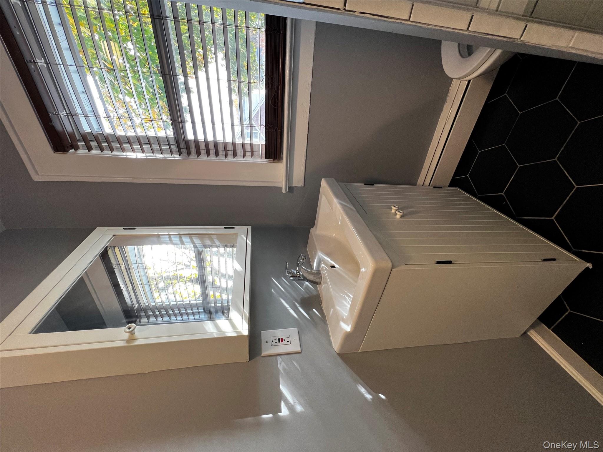 112 Central Avenue, Lynbrook, NY 11563