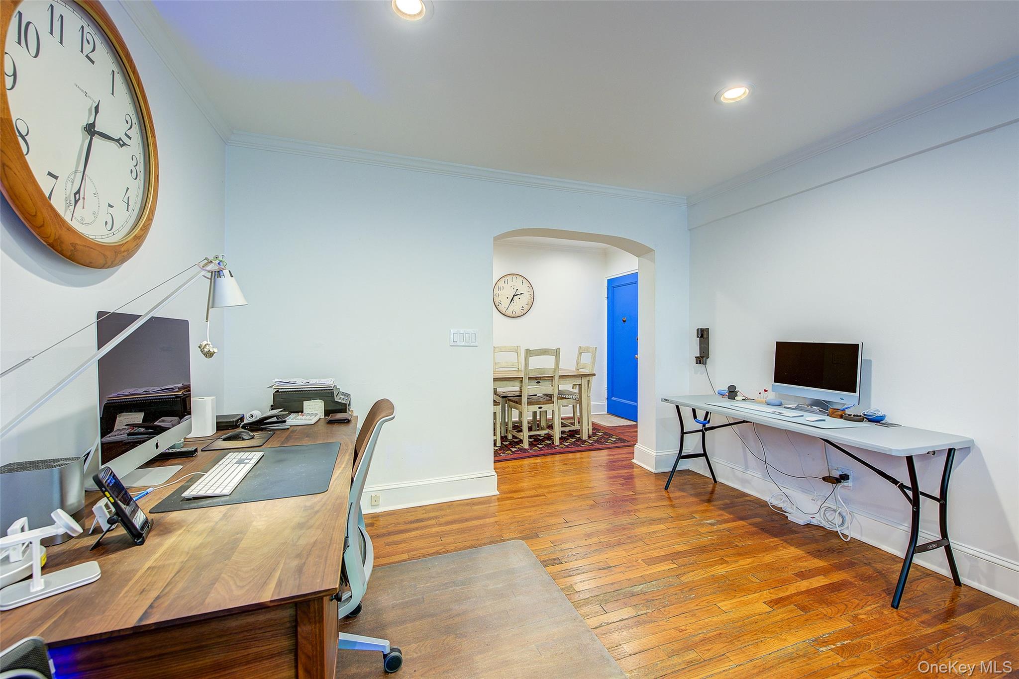 2 Town House Place # 2-H, Great Neck, NY 11021