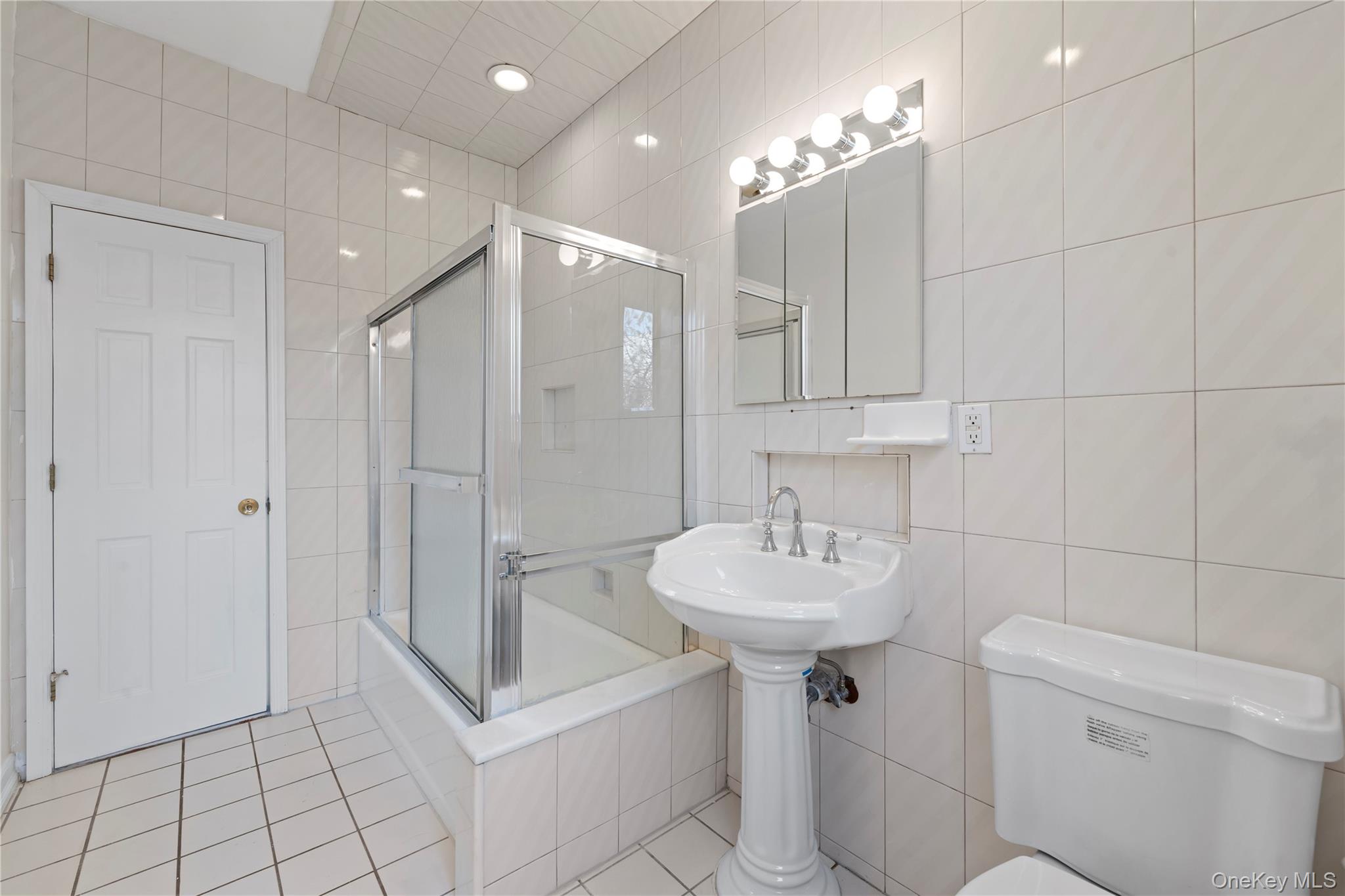 31 Barnes Street, Long Beach, NY 11561