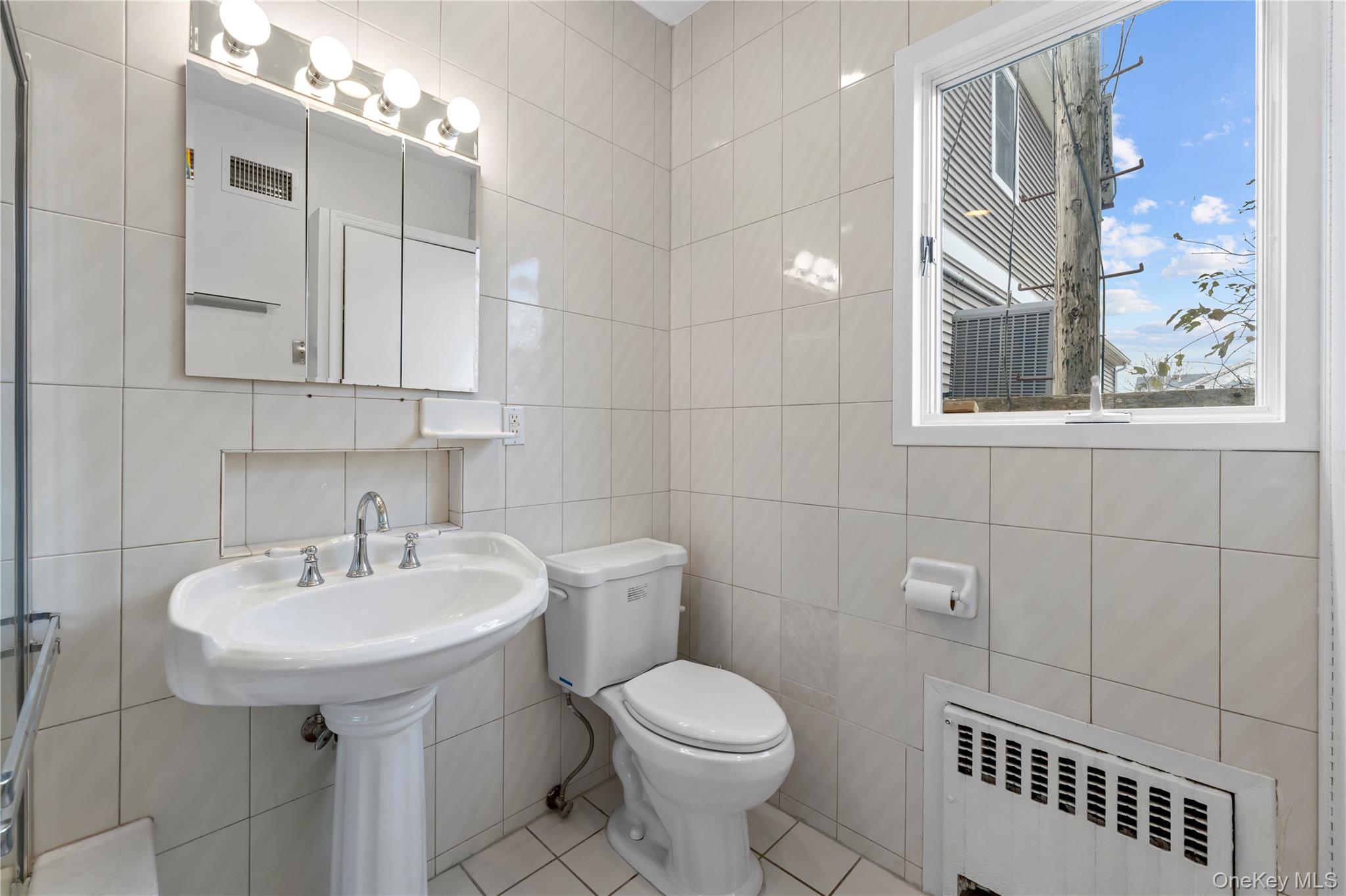 31 Barnes Street, Long Beach, NY 11561