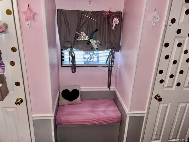 27 Delaware Drive, Sparrowbush, NY 12780