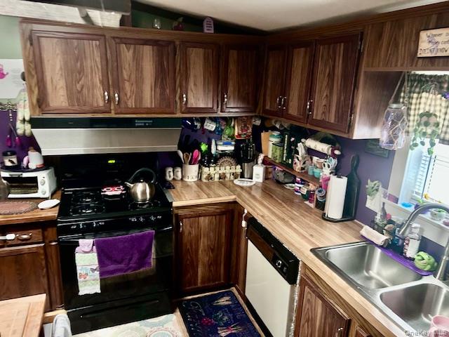 27 Delaware Drive, Sparrowbush, NY 12780