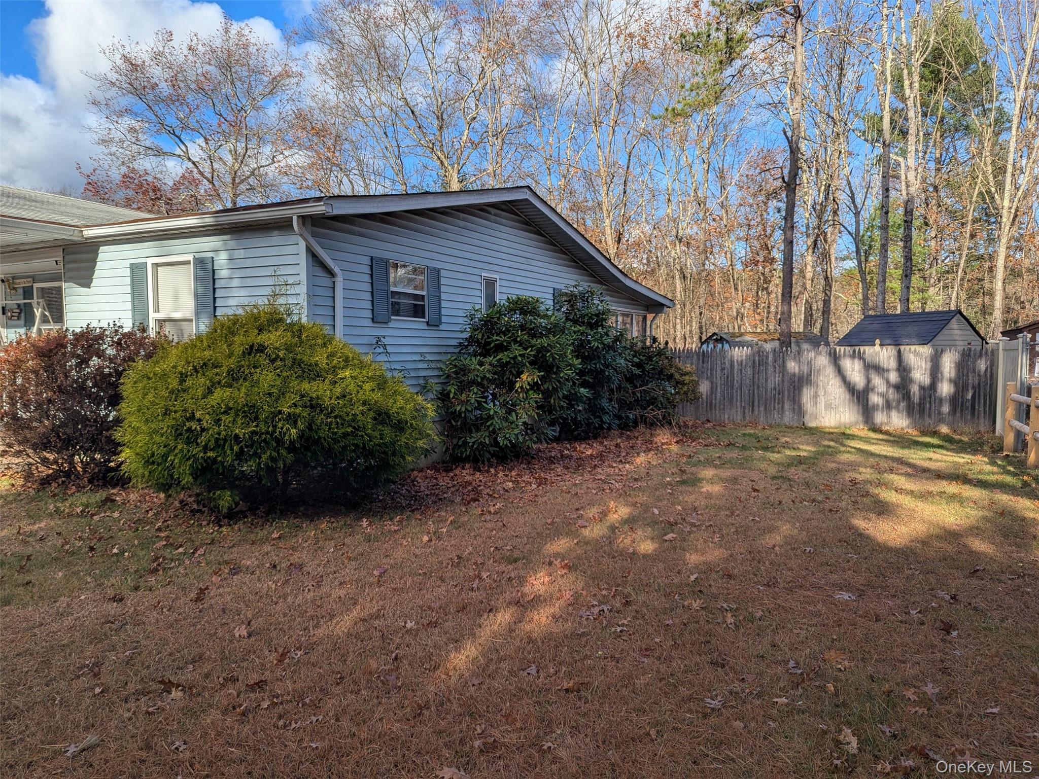 27 Delaware Drive, Sparrowbush, NY 12780