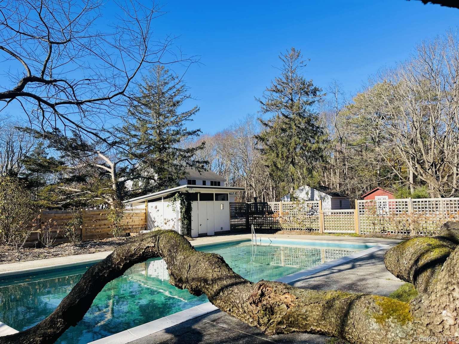 35 Mott Lane, Brookhaven, NY 11719