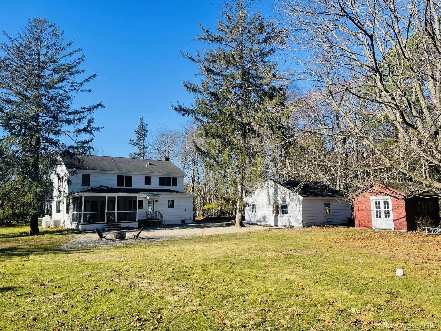 35 Mott Lane, Brookhaven, NY 11719