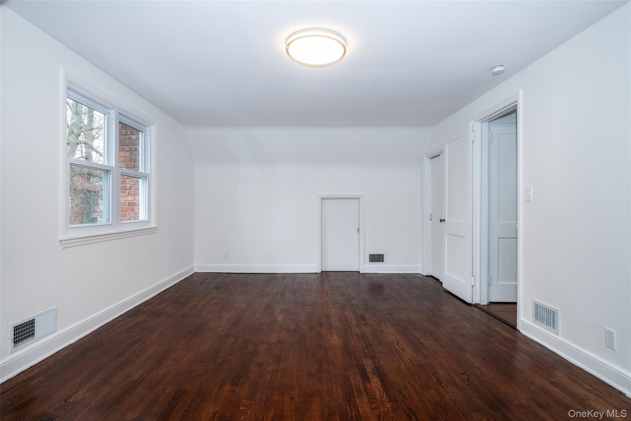 83 Stevenson Avenue, Hartsdale, NY 10530