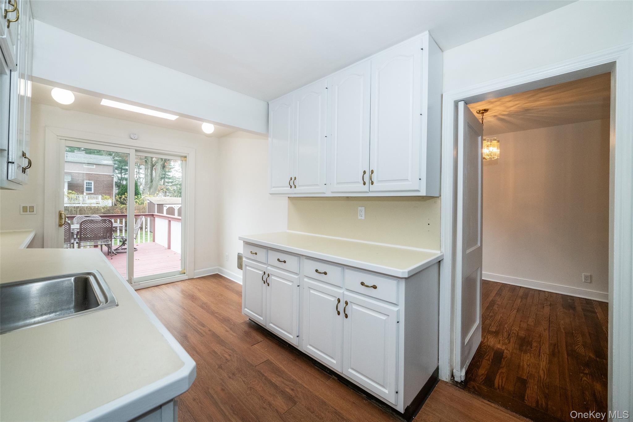 83 Stevenson Avenue, Hartsdale, NY 10530