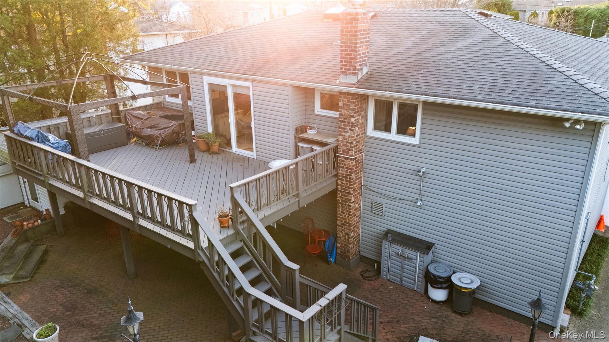 51 Deer Lane, Hicksville, NY 11801