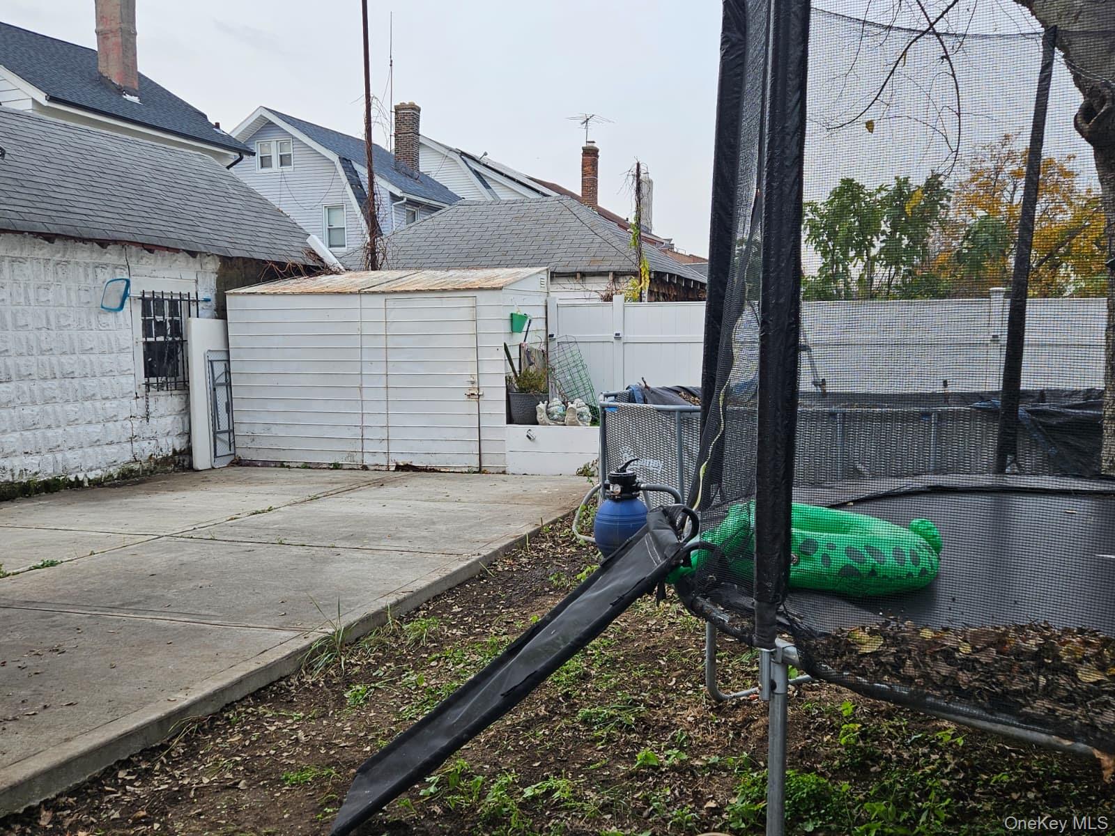 187-11 104 Avenue, Saint Albans, NY 11412