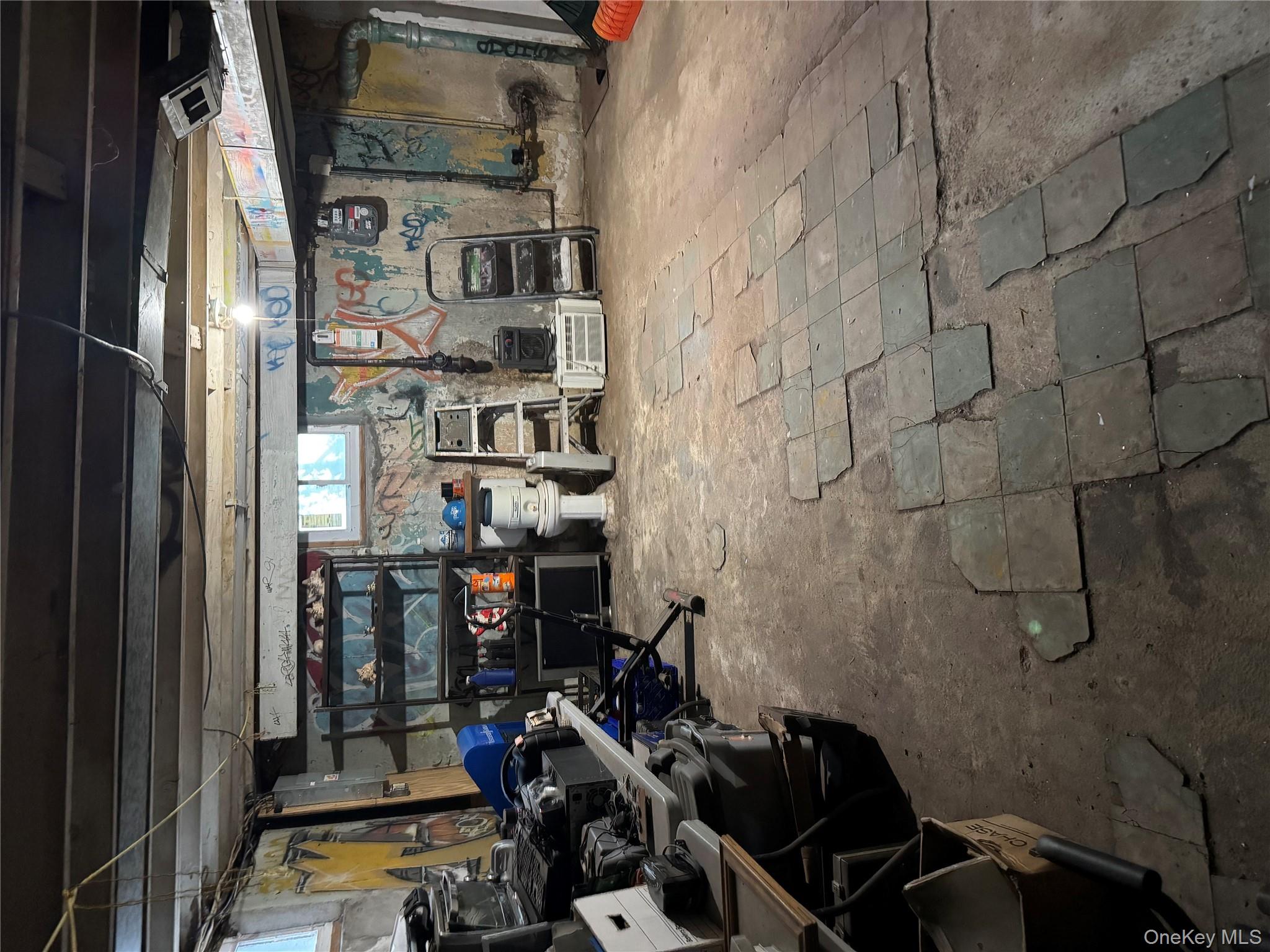 98 Clinton Avenue, New Rochelle, NY 10801