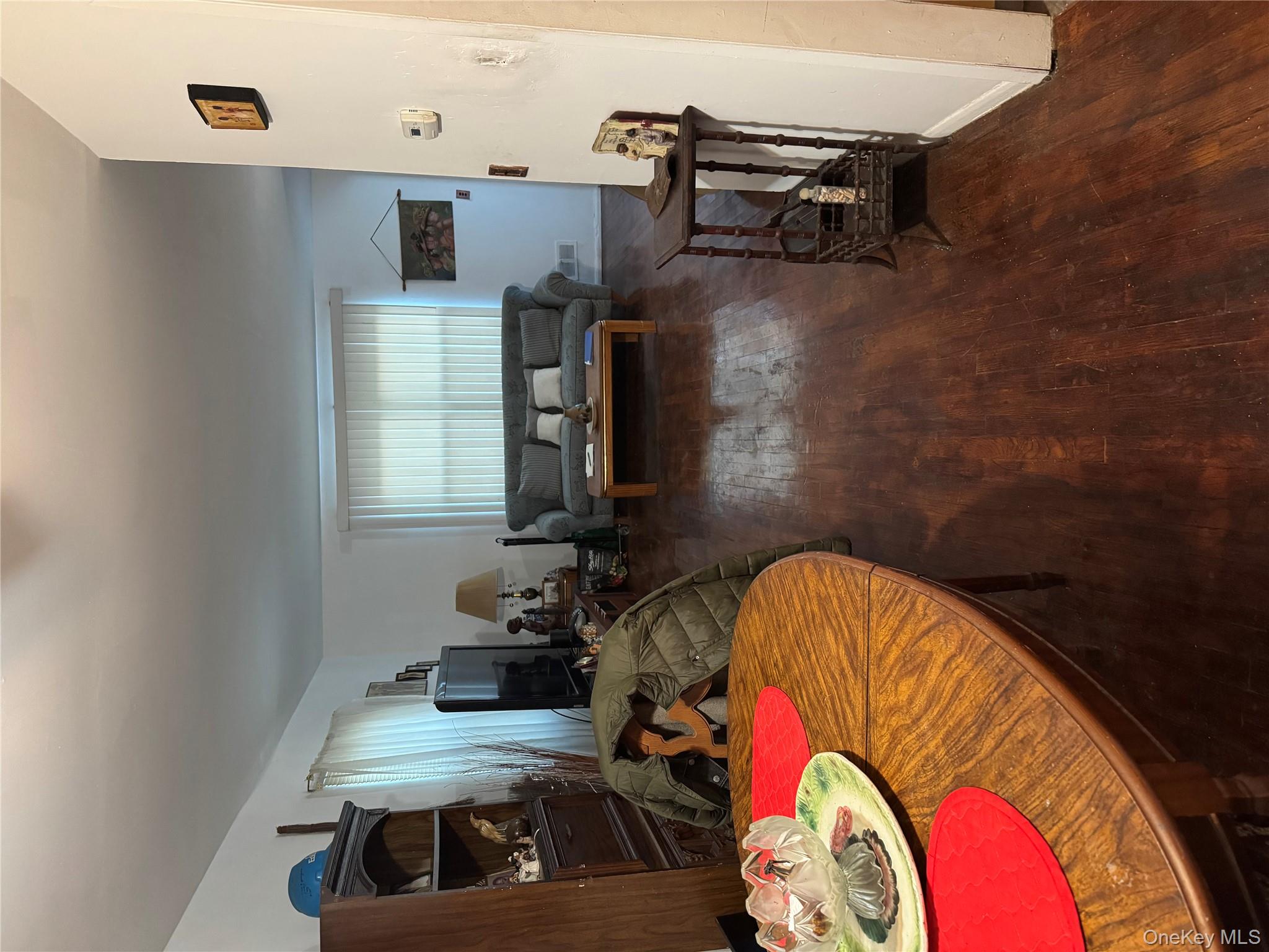 98 Clinton Avenue, New Rochelle, NY 10801