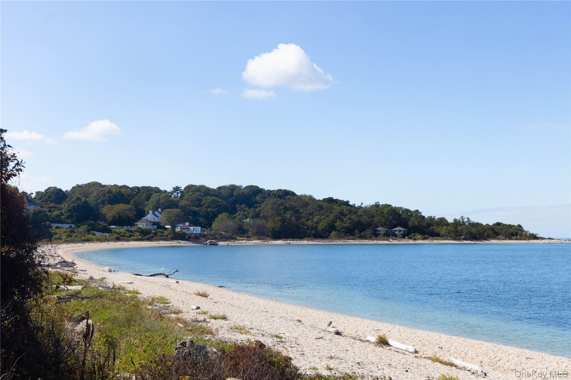 400 Youngs Road, Orient, NY 11957