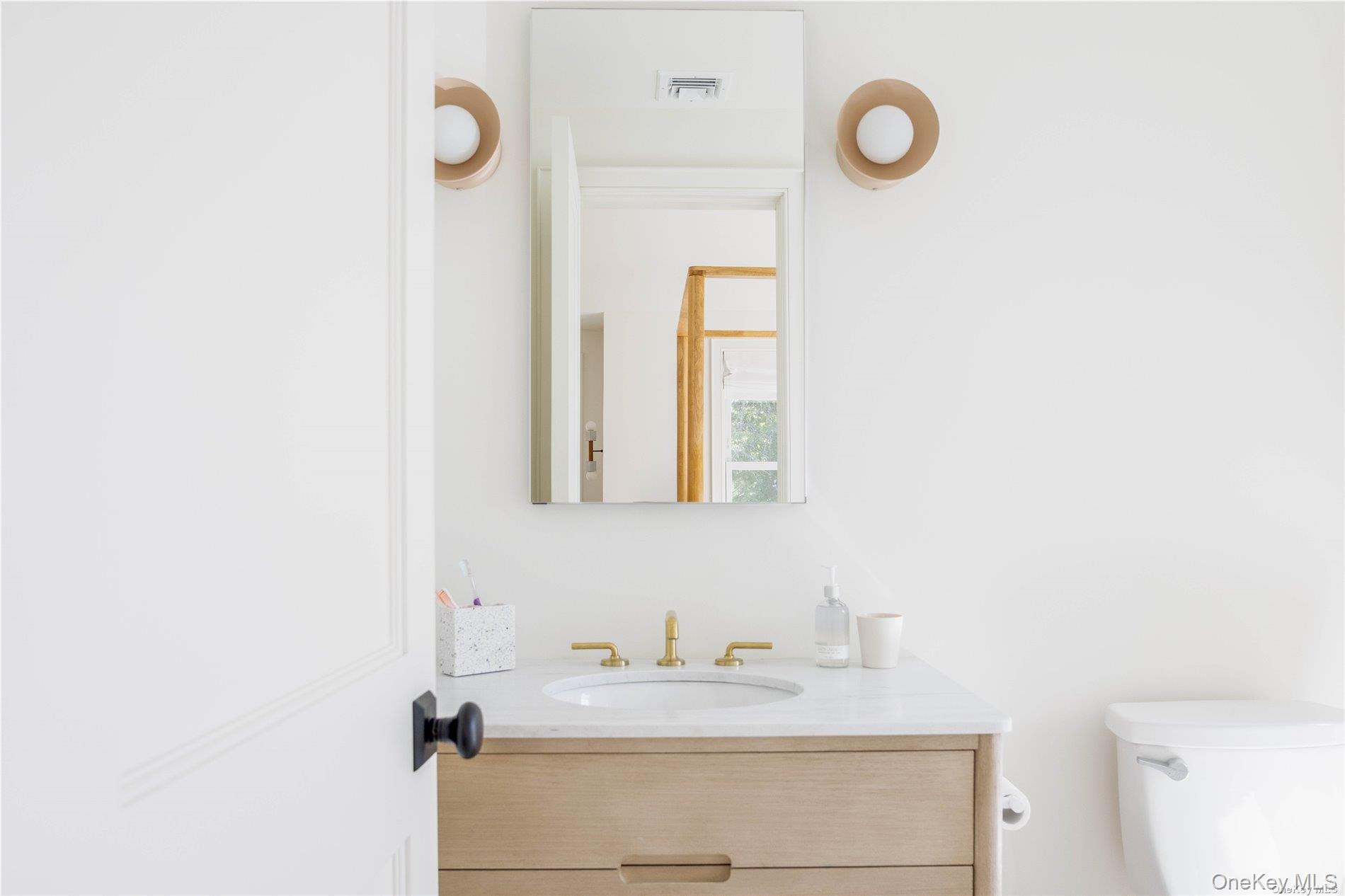 400 Youngs Road, Orient, NY 11957