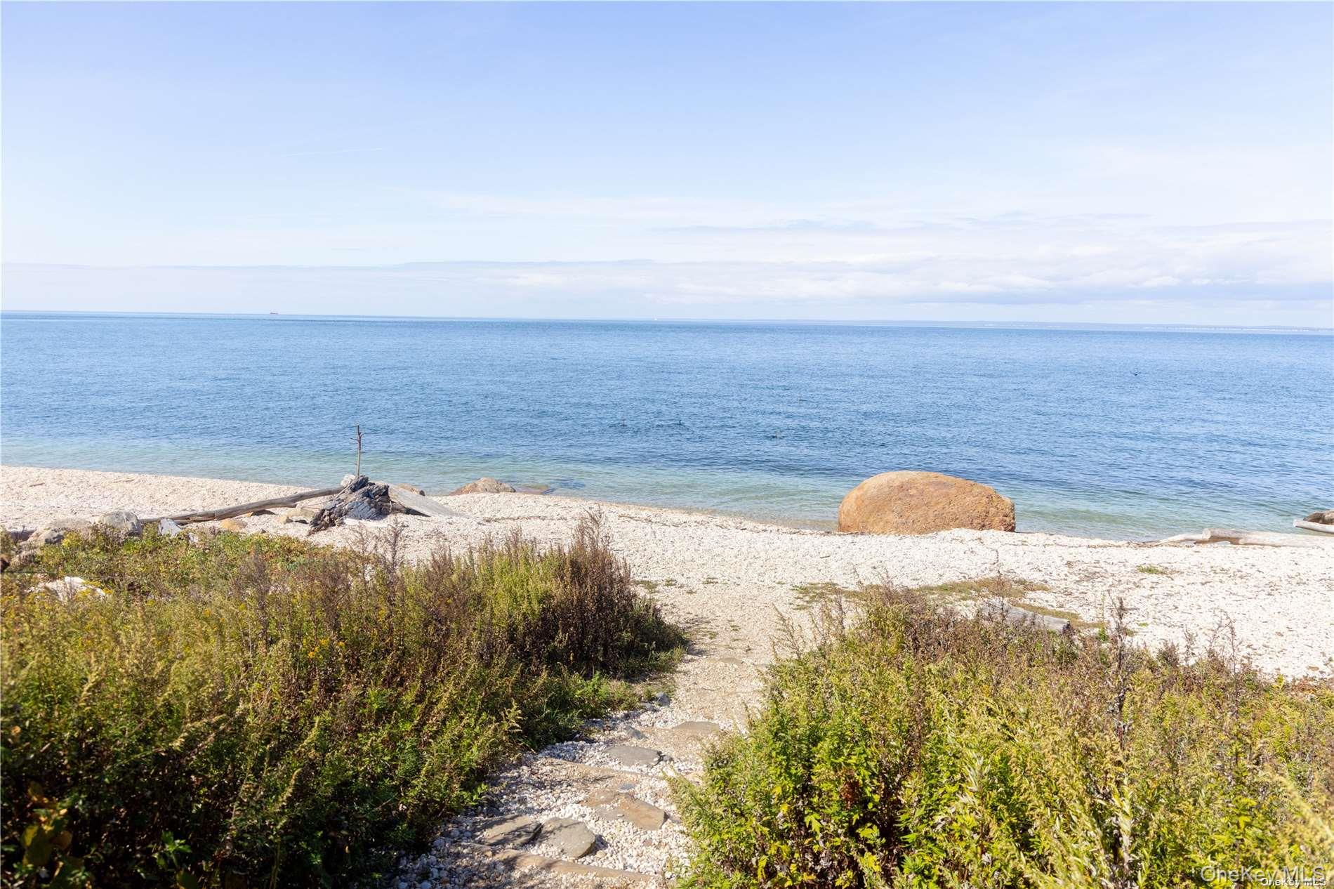 400 Youngs Road, Orient, NY 11957