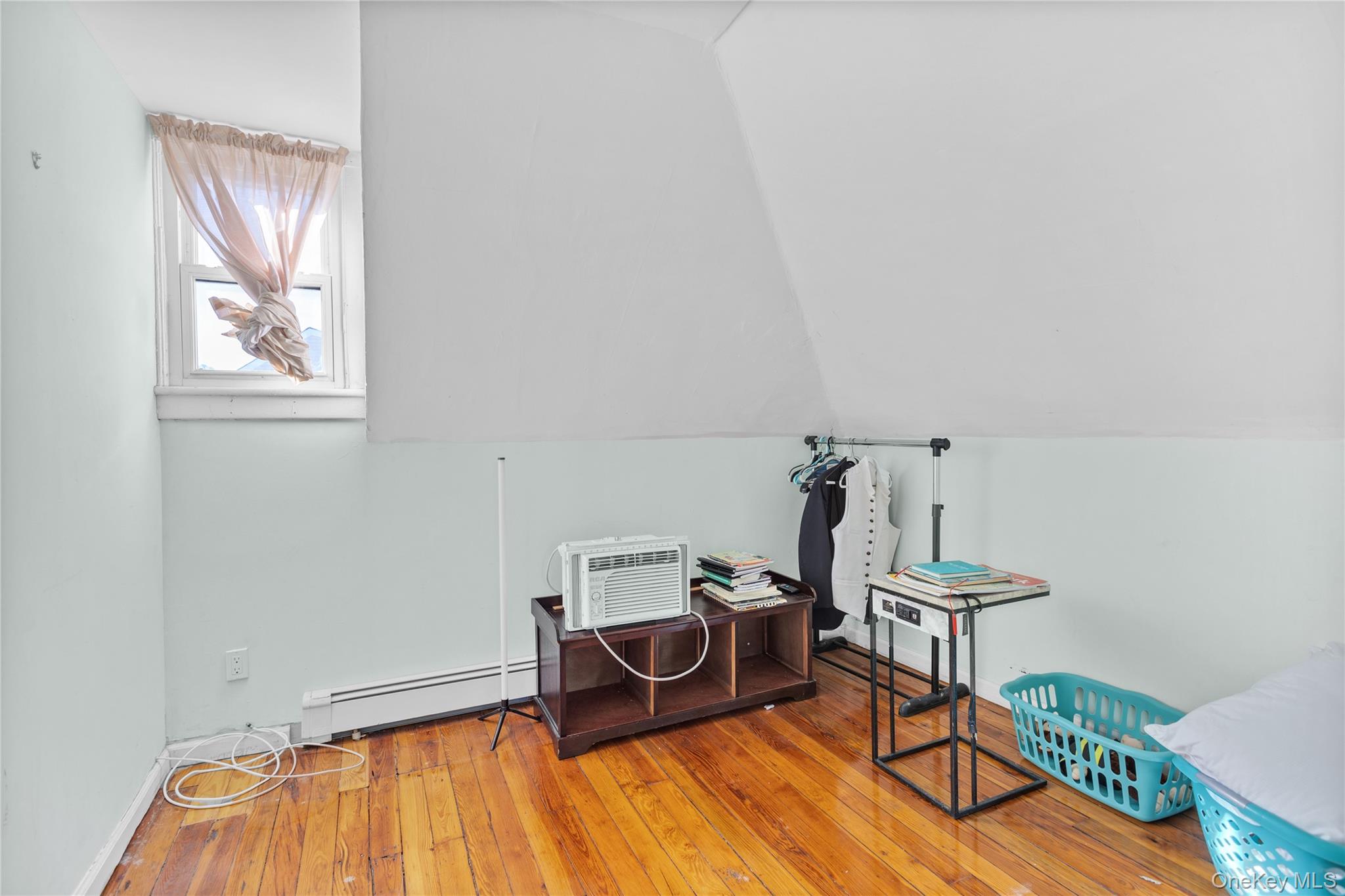 81 Fairground Avenue, Huntington Station, NY 11746