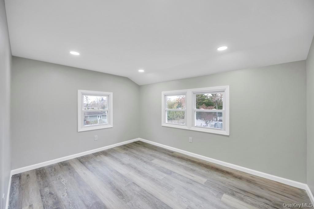 15 Duane Drive, Ronkonkoma, NY 11779