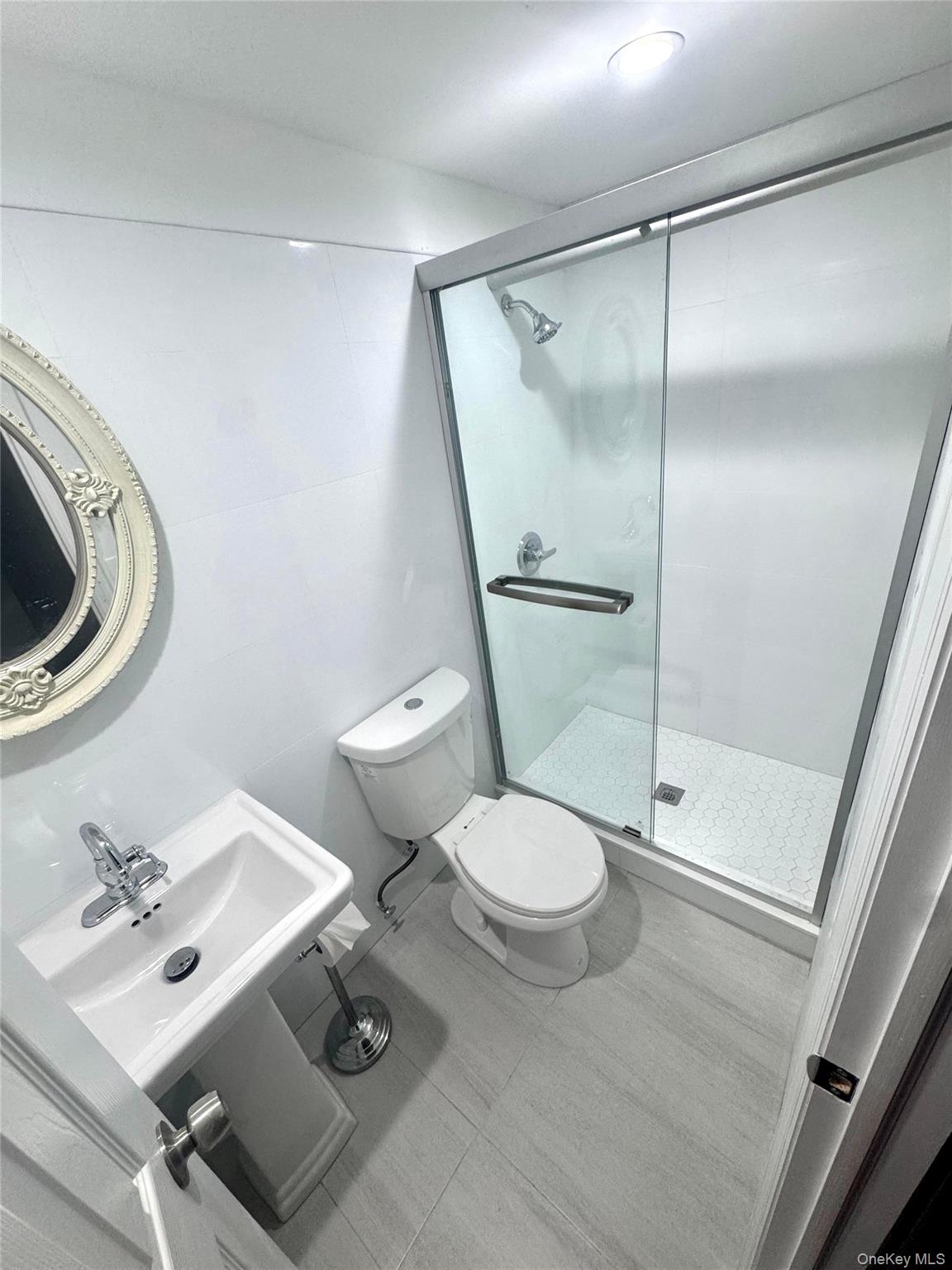 84 Surrey Lane, Hempstead, NY 11550