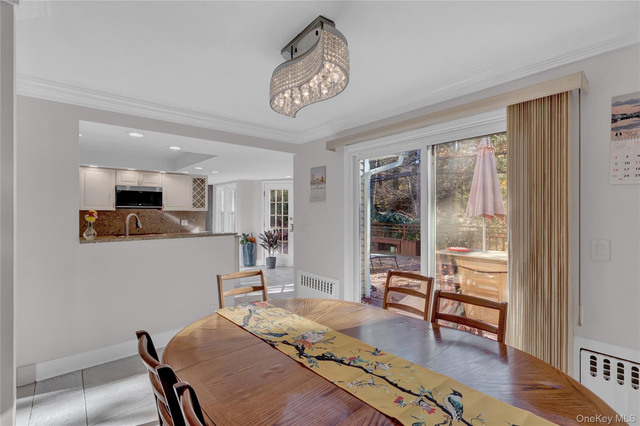 165 Tara Drive, Roslyn, NY 11576