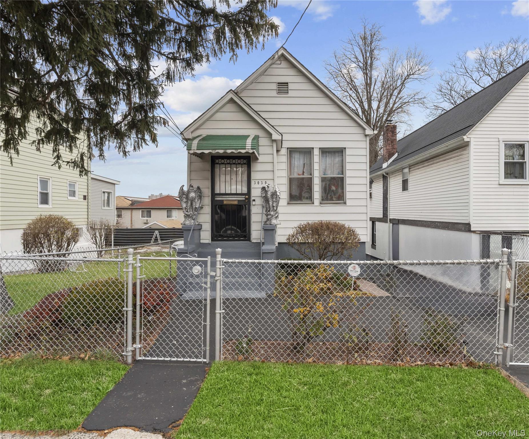 3030 Kingsland Avenue, Bronx, NY 10469