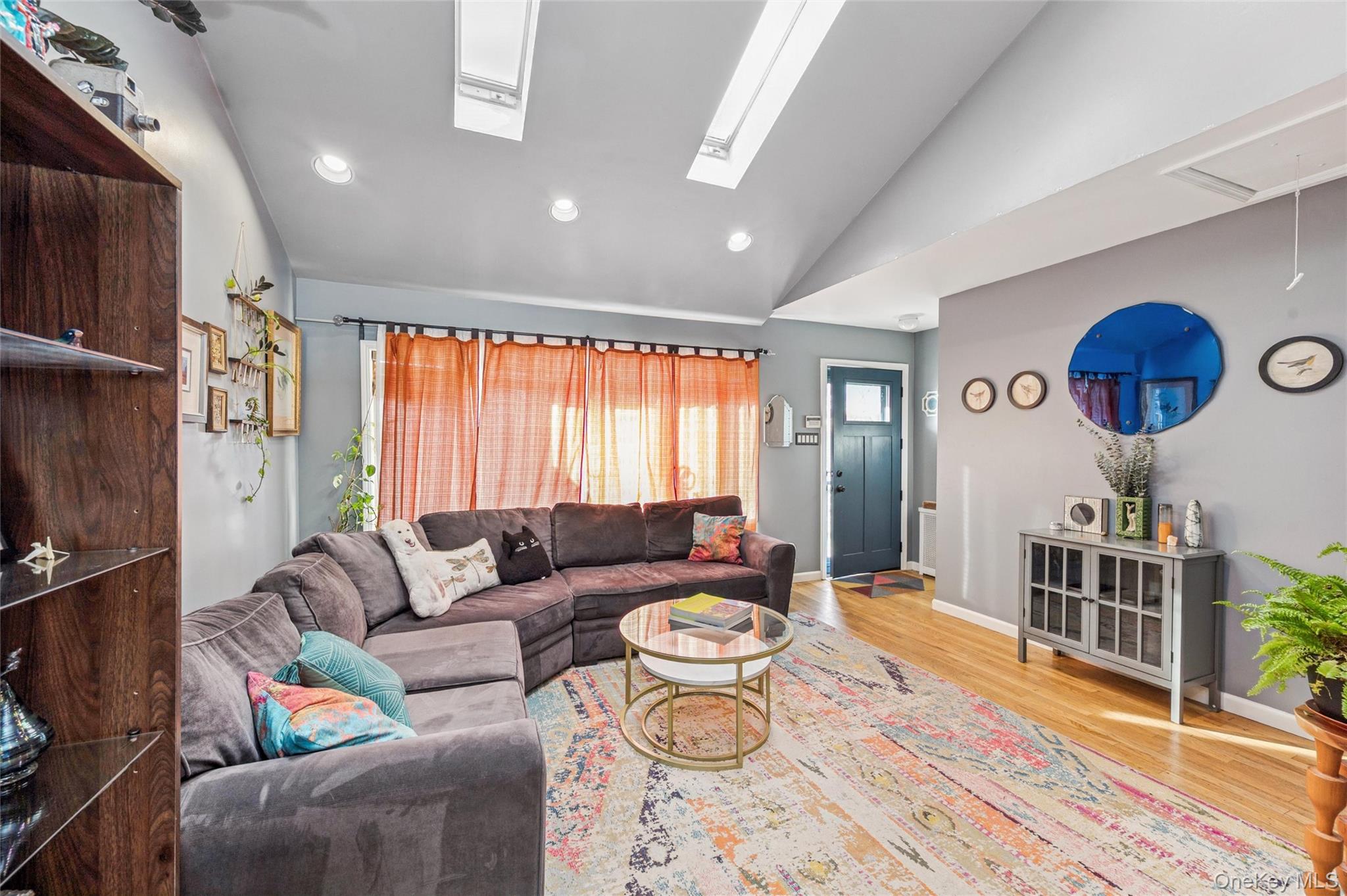 48 Elliot Drive, Hicksville, NY 11801