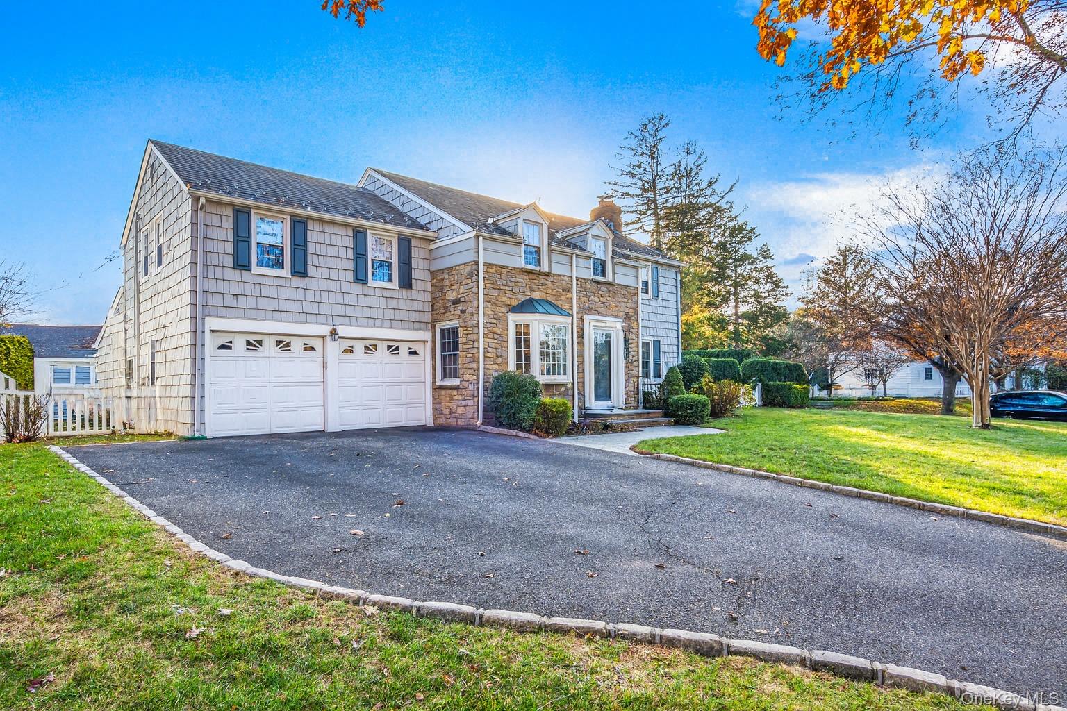 142 Cambridge Avenue, Garden City, NY 11530