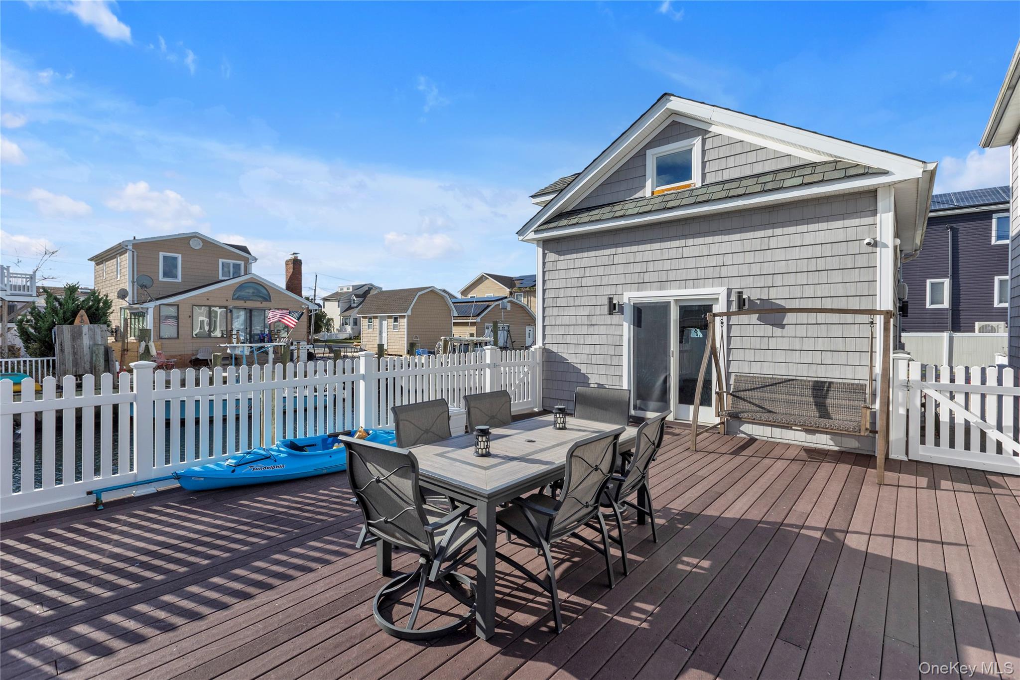 803 S 7th Street, Lindenhurst, NY 11757