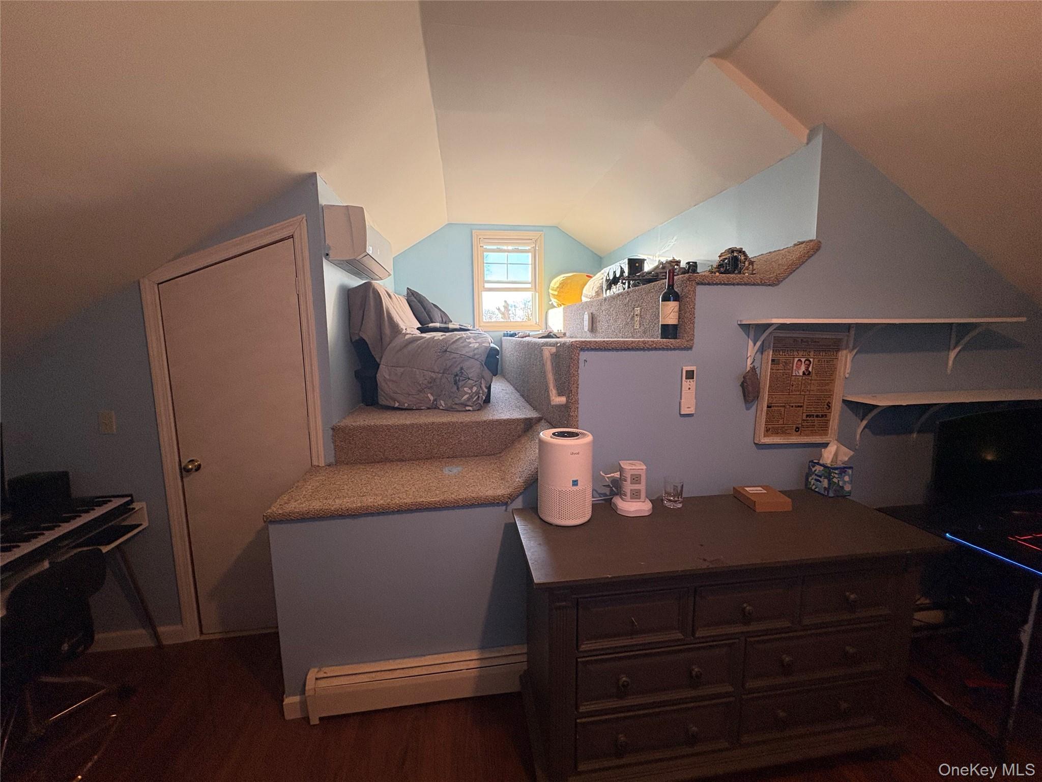 40 Alton Road, Babylon, NY 11702