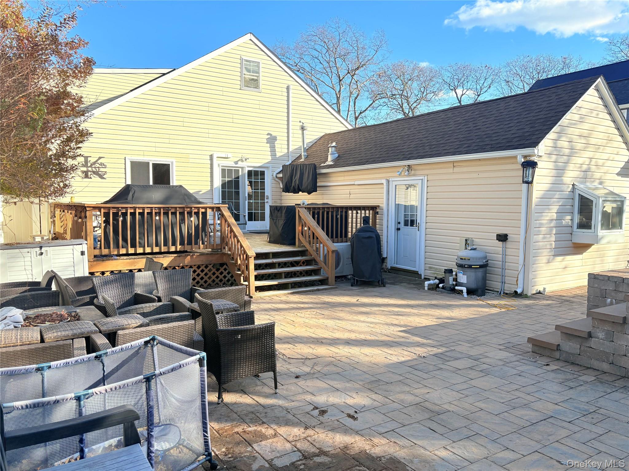 40 Alton Road, Babylon, NY 11702