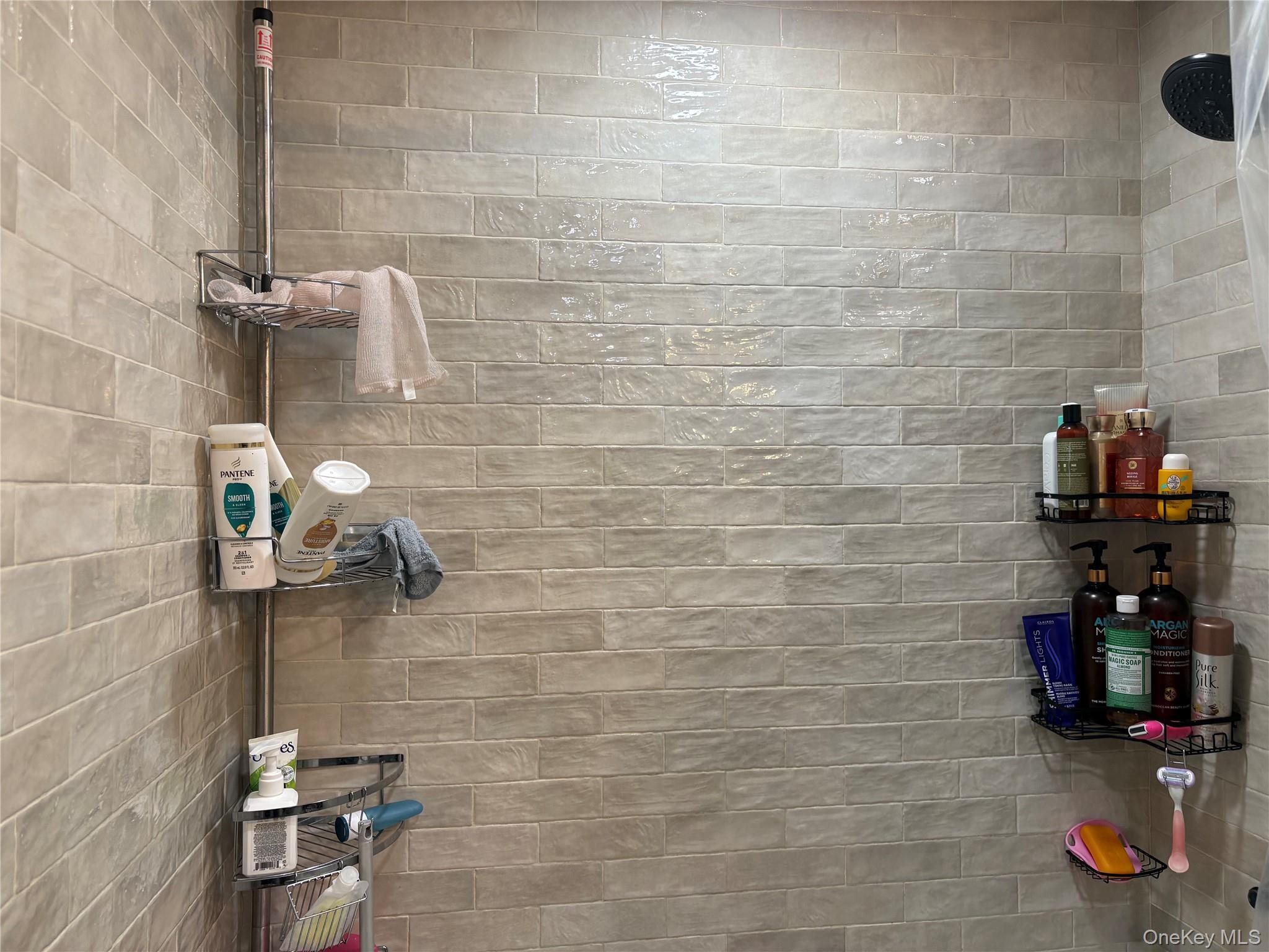 40 Alton Road, Babylon, NY 11702