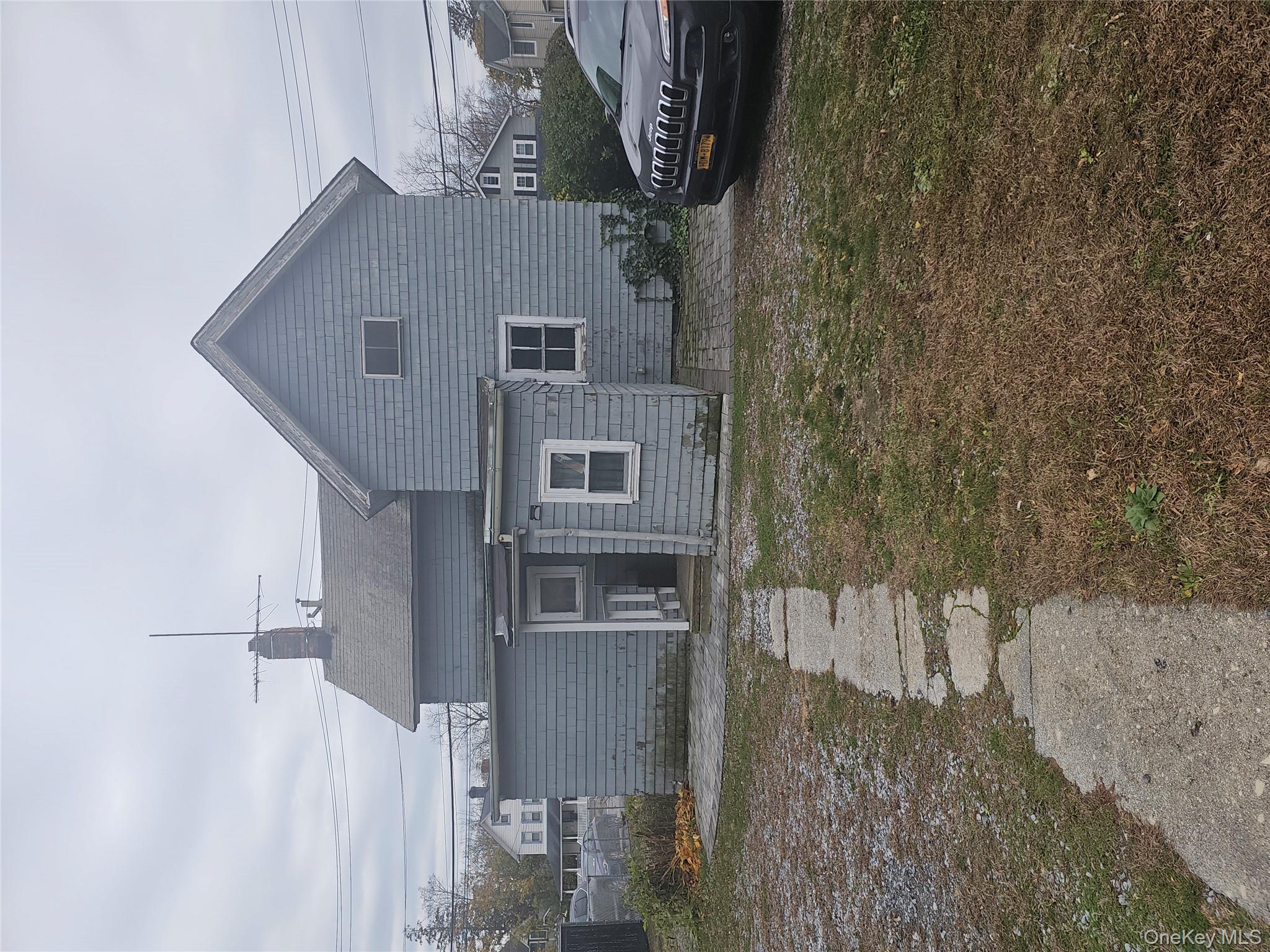 45 Arnold Avenue, West Babylon, NY 11704