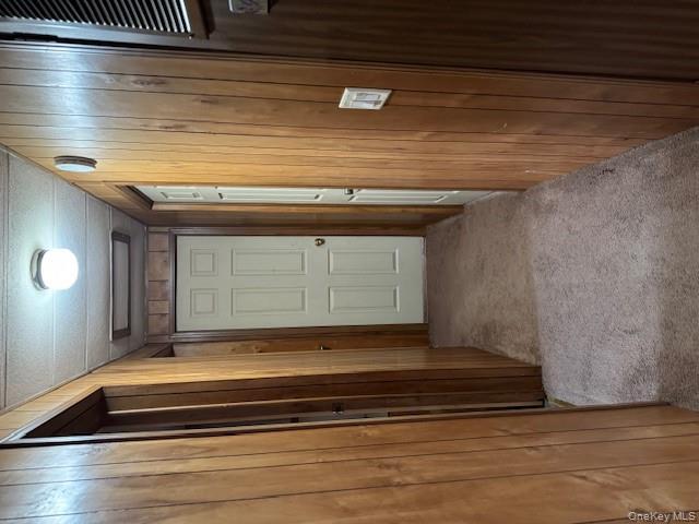 54 Ponderosa RD, Bloomingburg, NY 12721