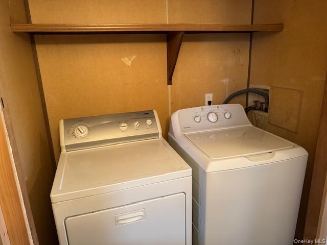 54 Ponderosa RD, Bloomingburg, NY 12721