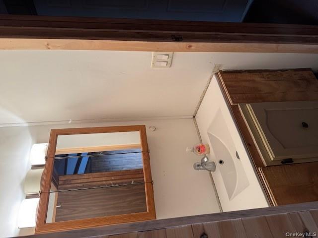 54 Ponderosa RD, Bloomingburg, NY 12721