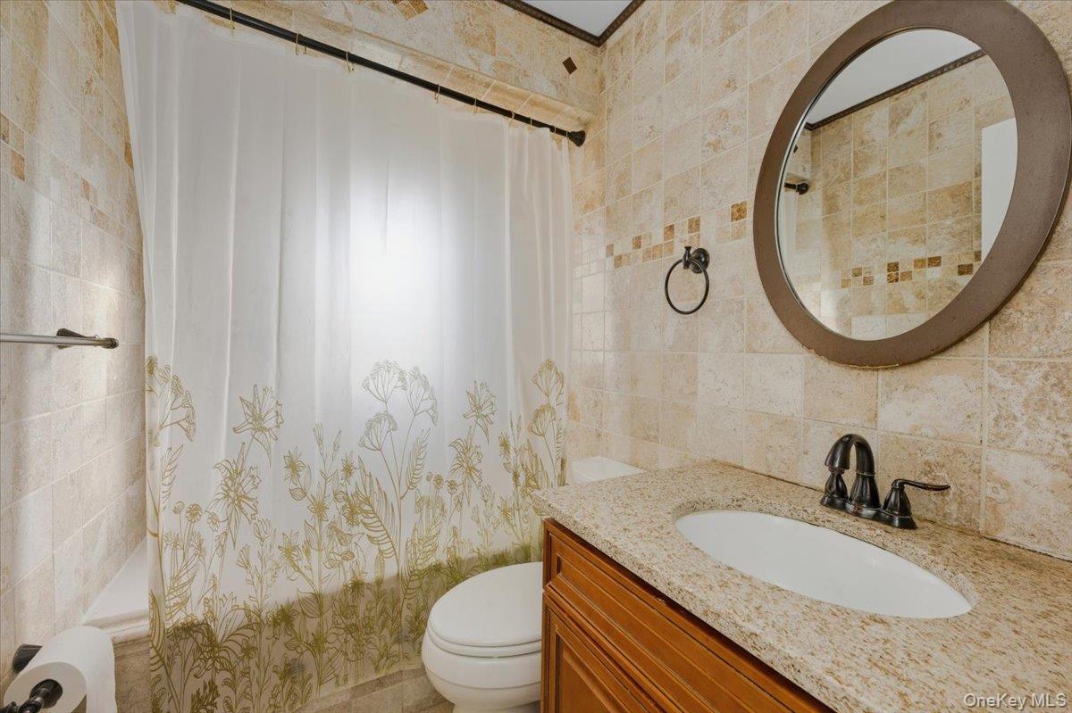 20206 33rd Avenue, Bayside, NY 11361