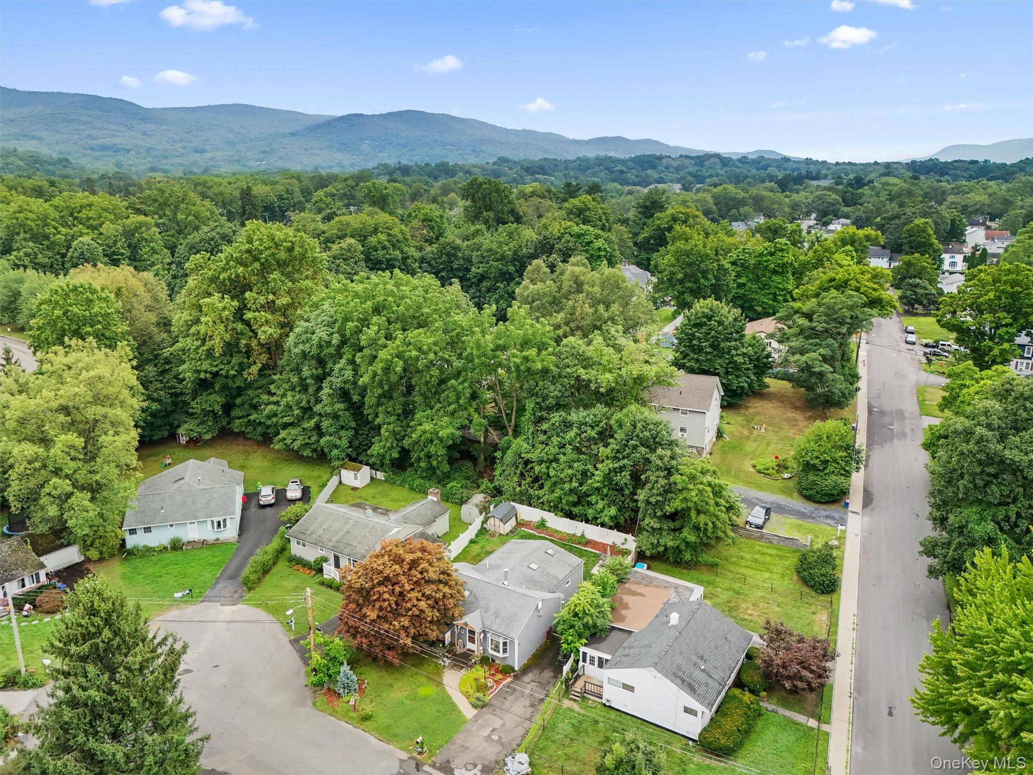 17 Perry Road, Cornwall, NY 12518