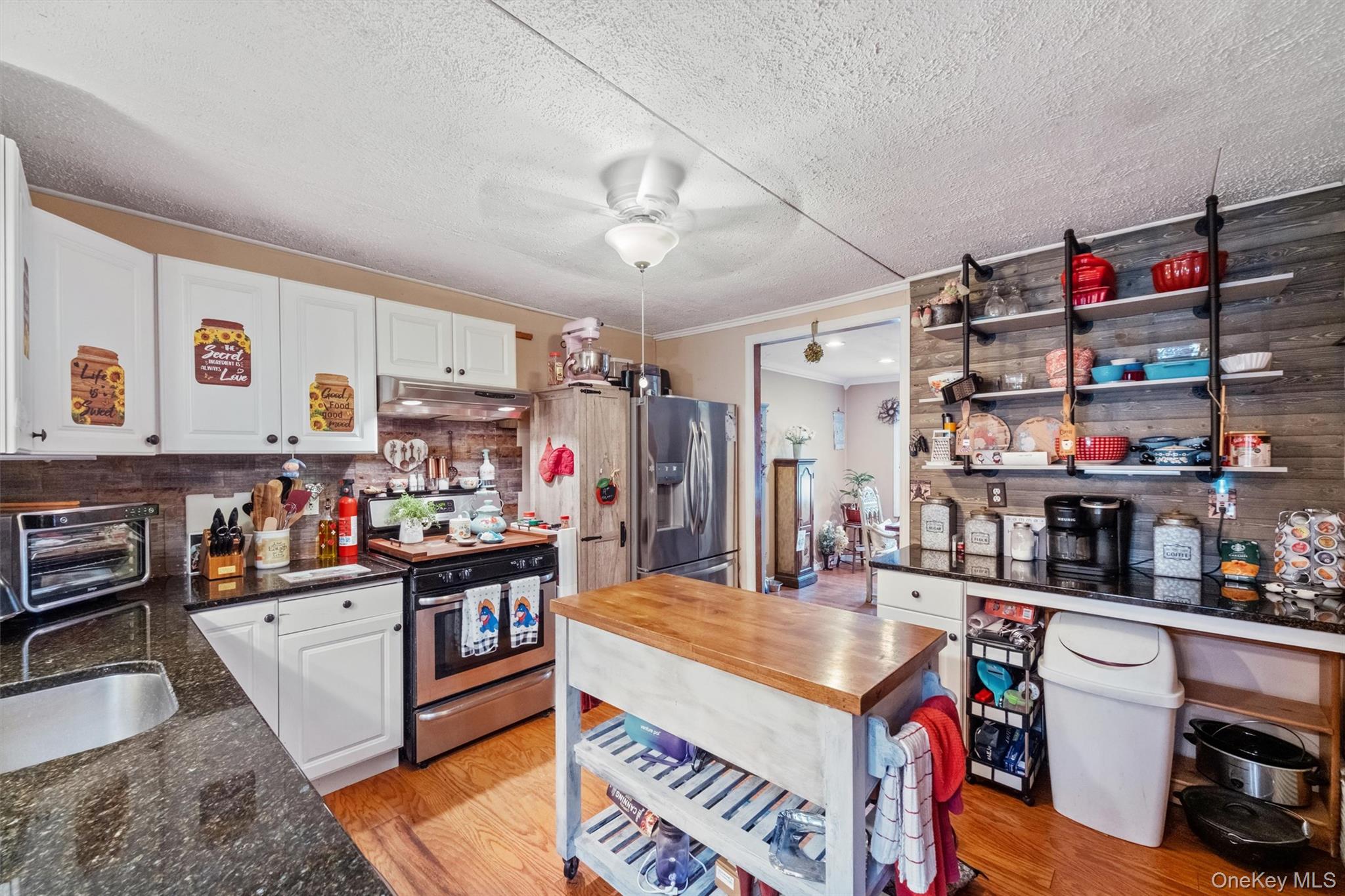 17 Perry Road, Cornwall, NY 12518