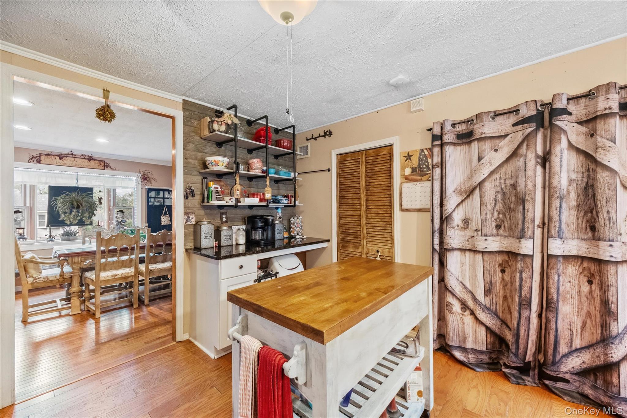 17 Perry Road, Cornwall, NY 12518