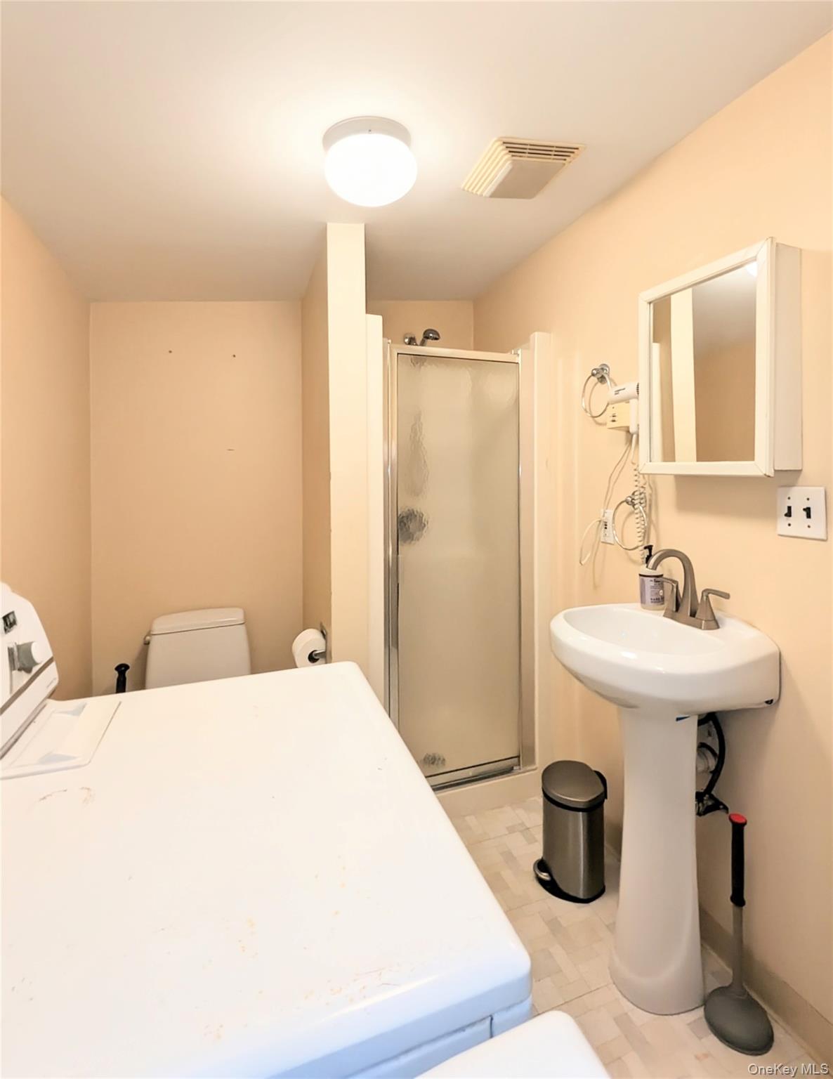 94 Walter Court, Commack, NY 11725