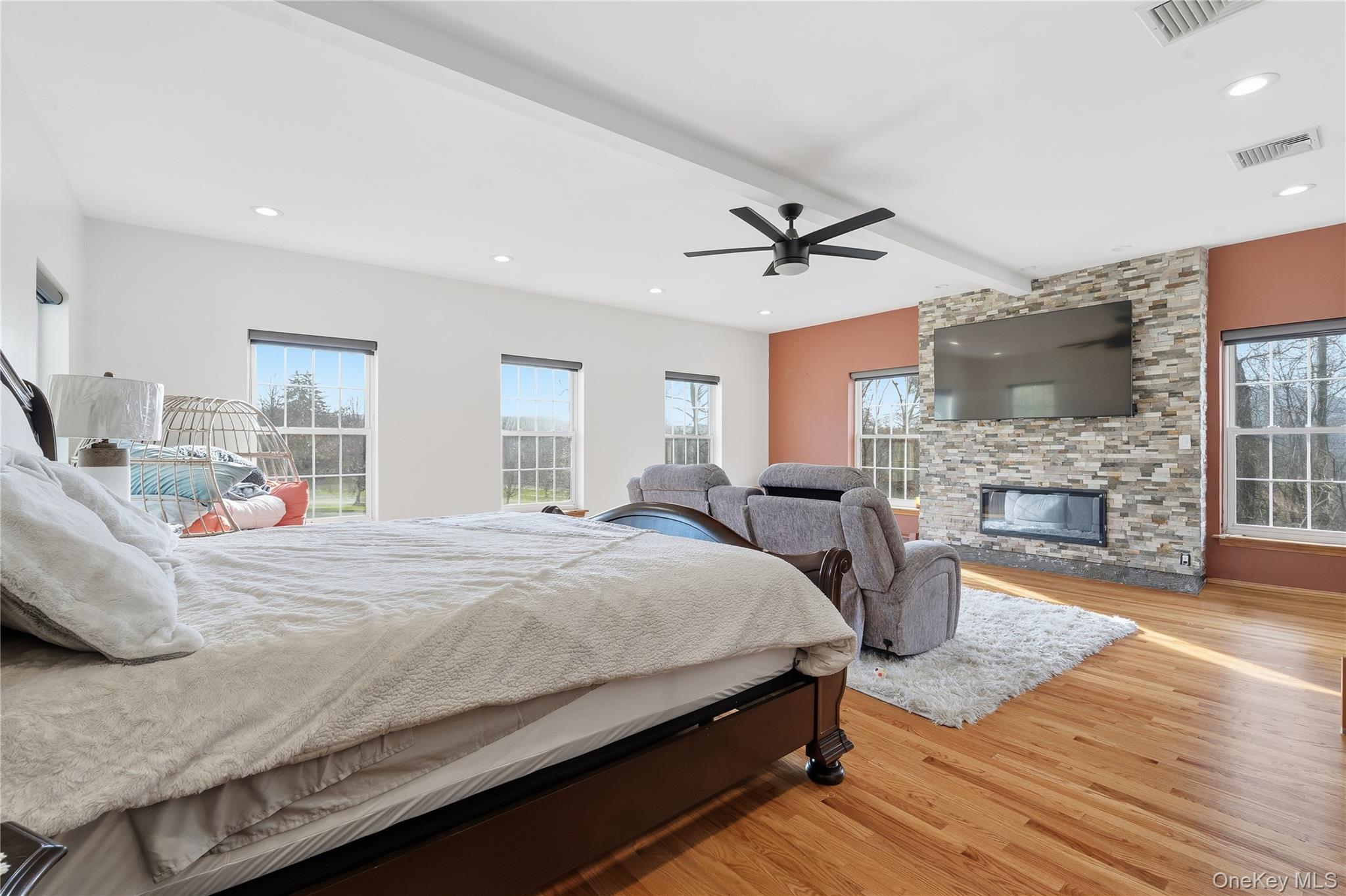 3 Clemence Drive, New Windsor, NY 12553