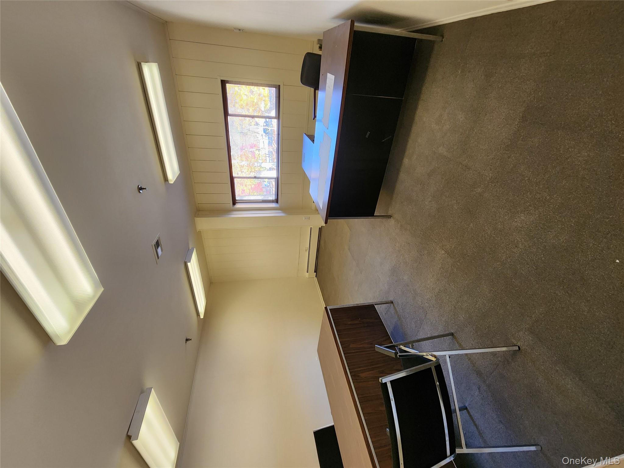 95 New Clarkstown Road # 203, Nanuet, NY 10954