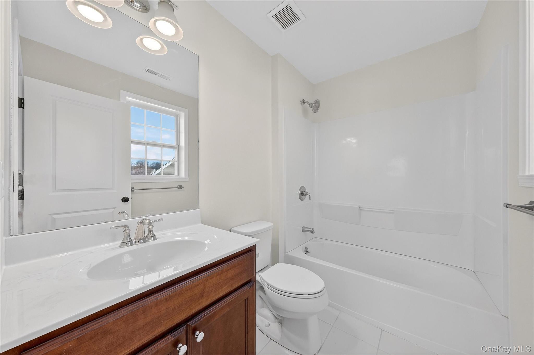 65 Fenton Way, Hopewell Junction, NY 12533