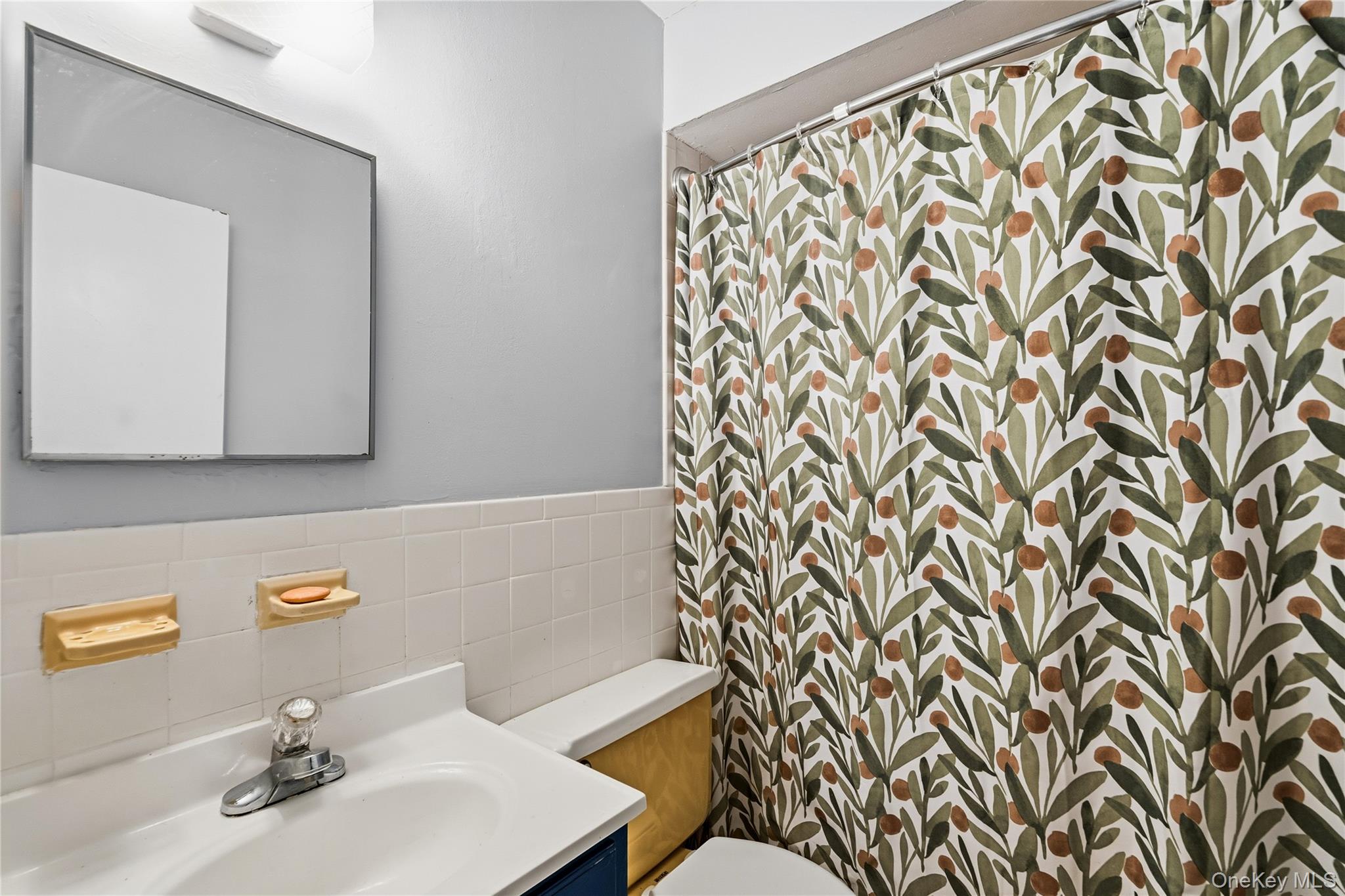 13716 88th Street, Ozone Park, NY 11417