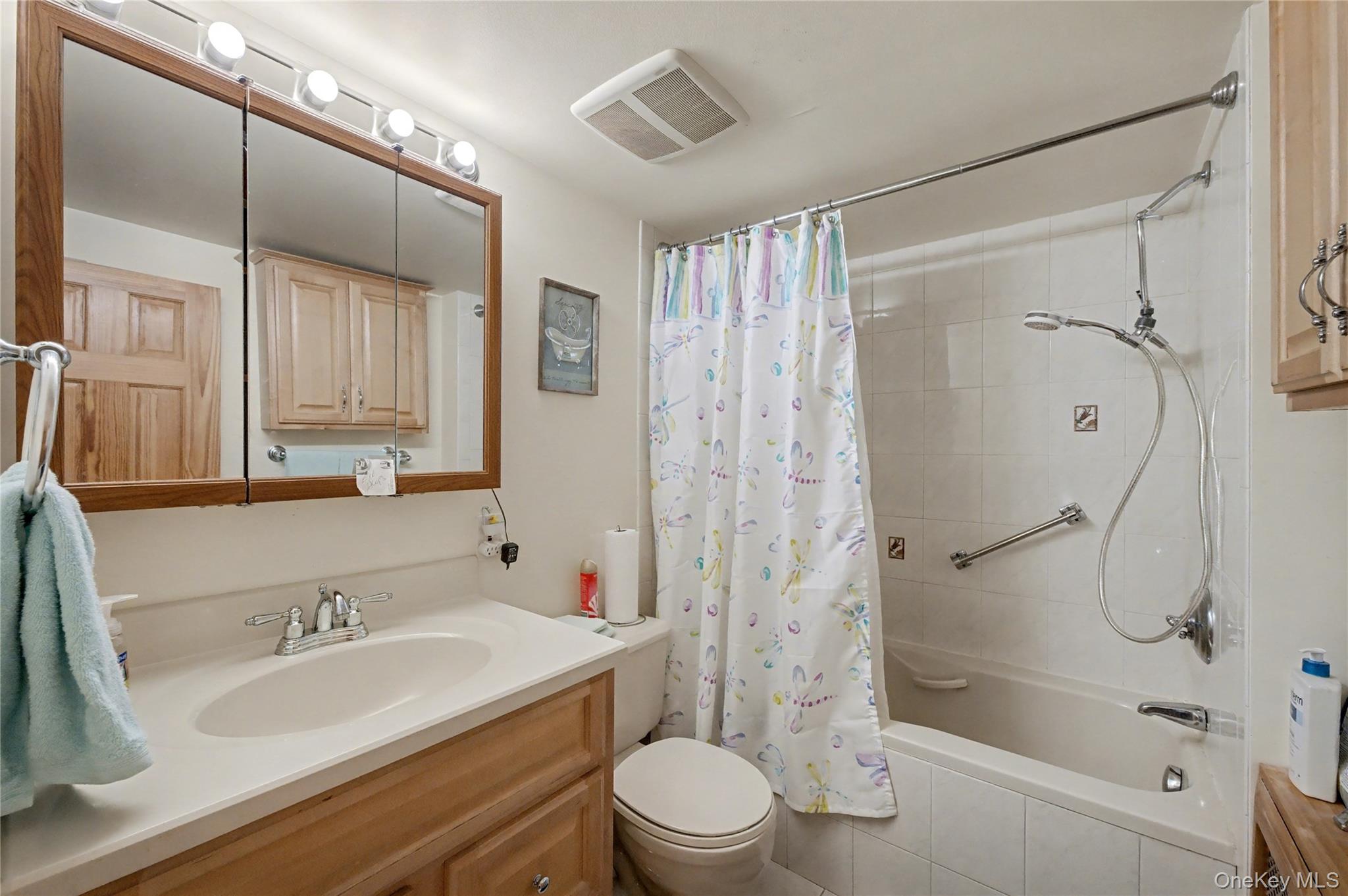 74 Nassau Street, Islip Terrace, NY 11752